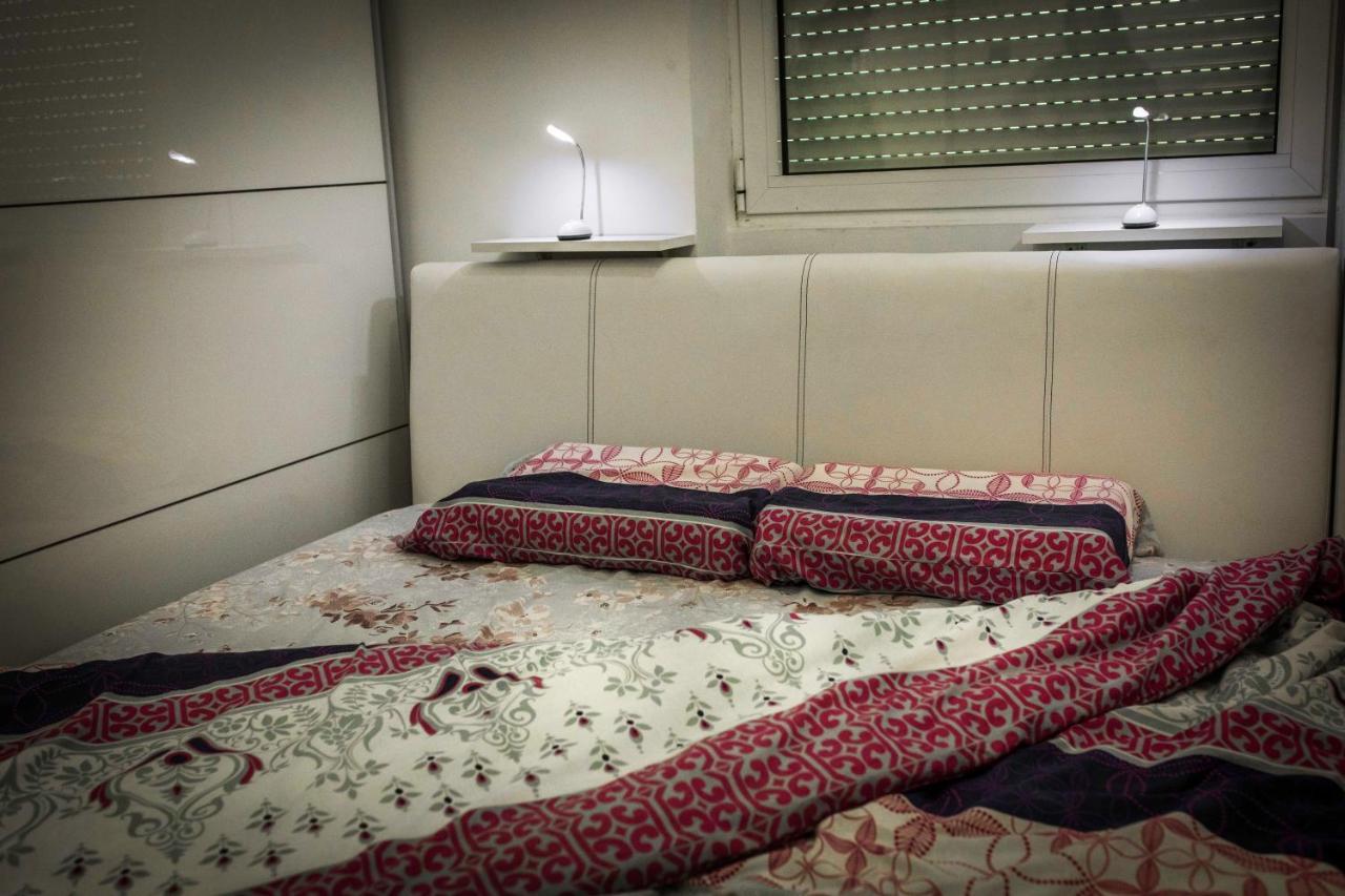 Apartman Simic - Stan Na Dan Bogatic Exterior photo